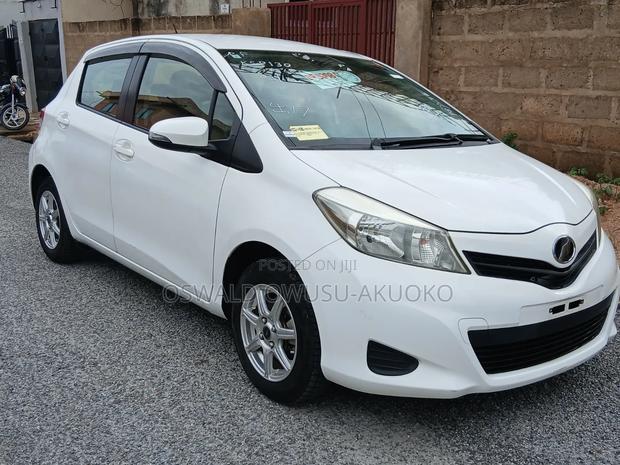 Toyota Vitz 2013 White
