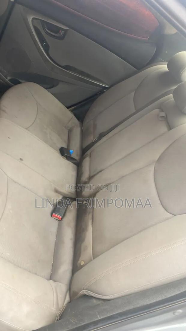 Hyundai Elantra SE 4dr Sedan (1.8L 4cyl 6A) 2015 Silver