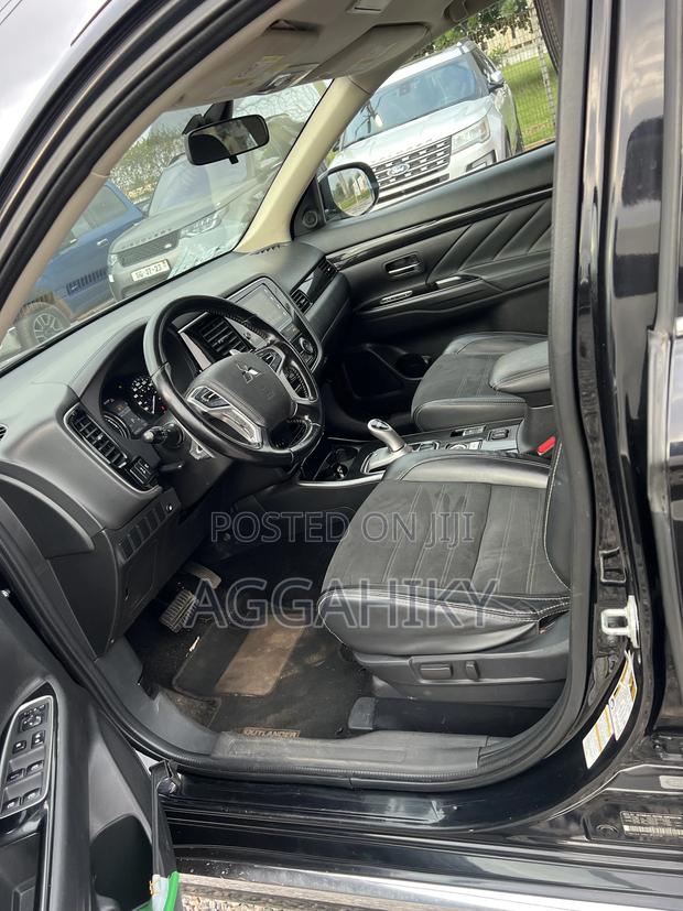 Mitsubishi Outlander 2018 Black