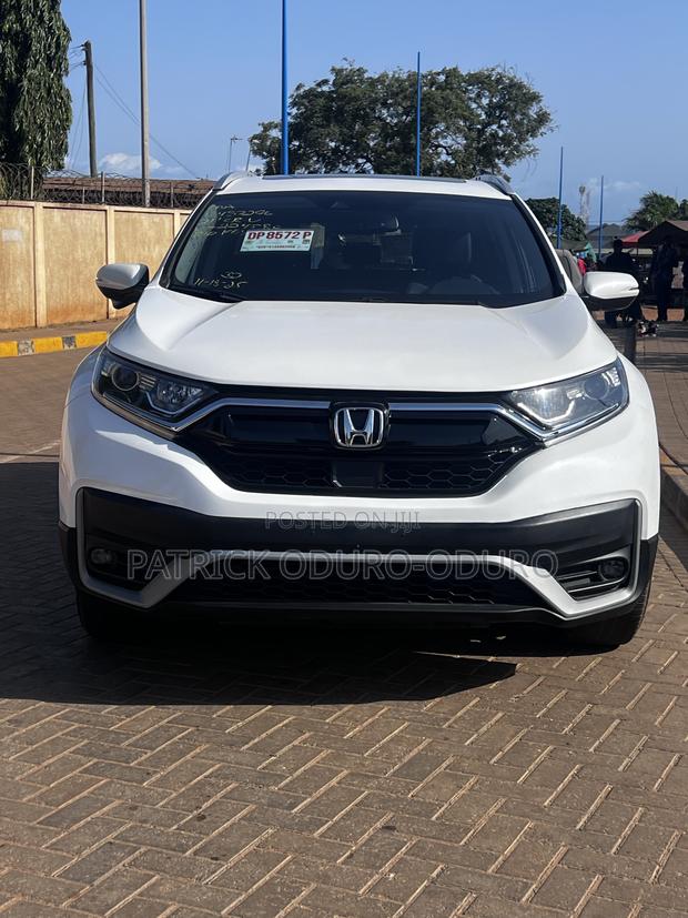 Toyota Hilux 2025 White