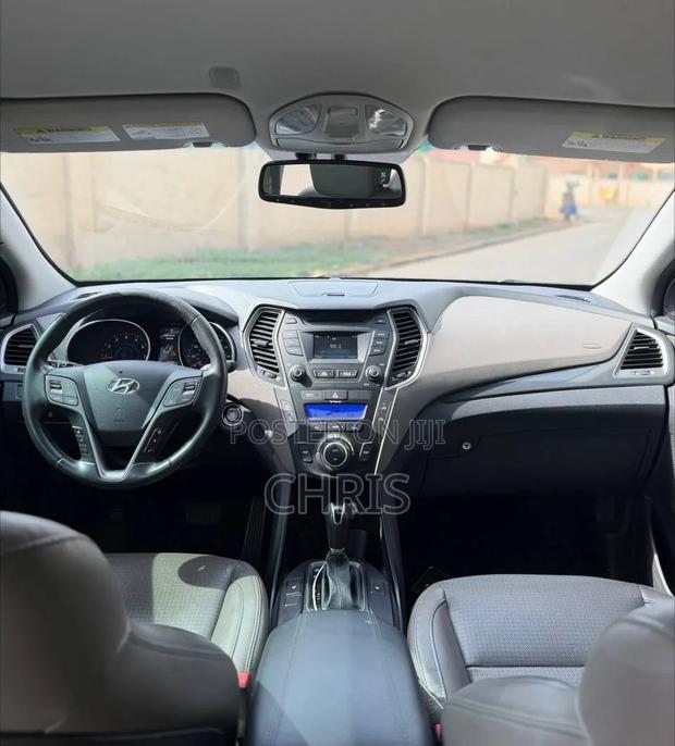 Hyundai Santa Fe 2016 Silver