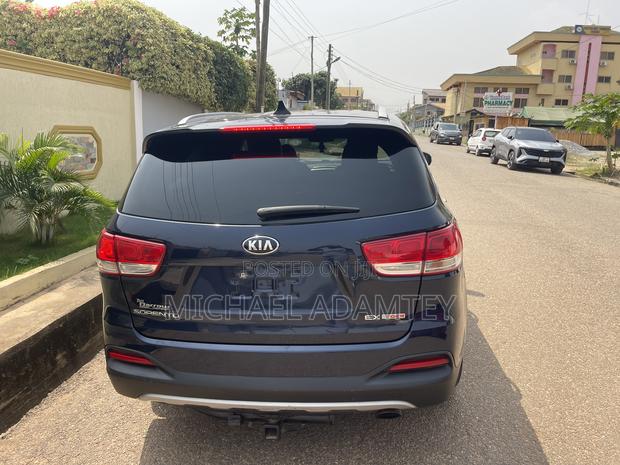 Kia Sorento 4dr SUV 2016 Blue