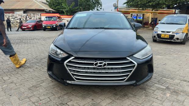 Hyundai Elantra Sport Sedan FWD (1.6L 4cyl 6M) 2017 Black