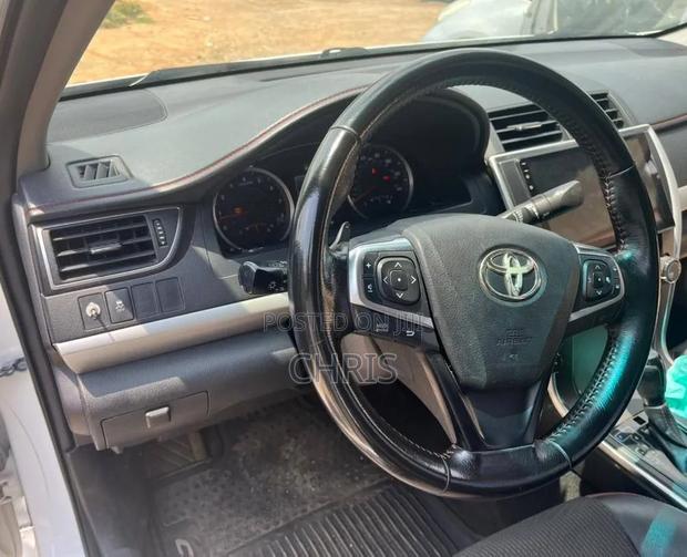 Toyota Camry 2016 White