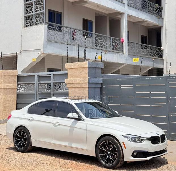 BMW 330i 2017 White