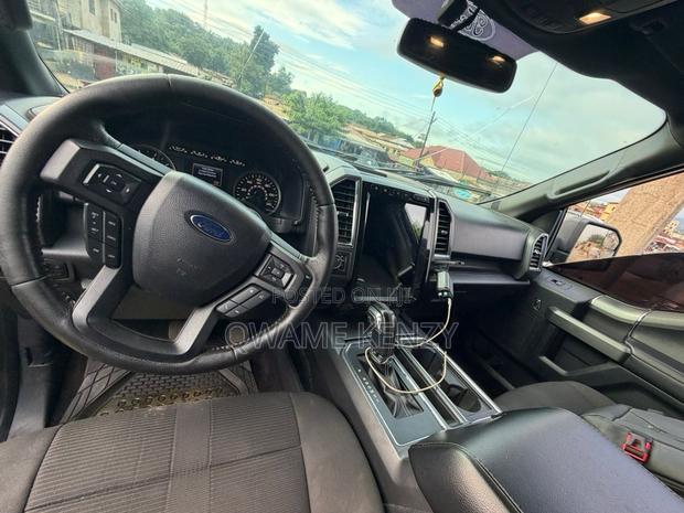 Ford F-150 2017 Black