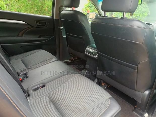 Toyota Highlander 2015 Gray