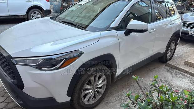 Toyota Corolla Cross 2022 White