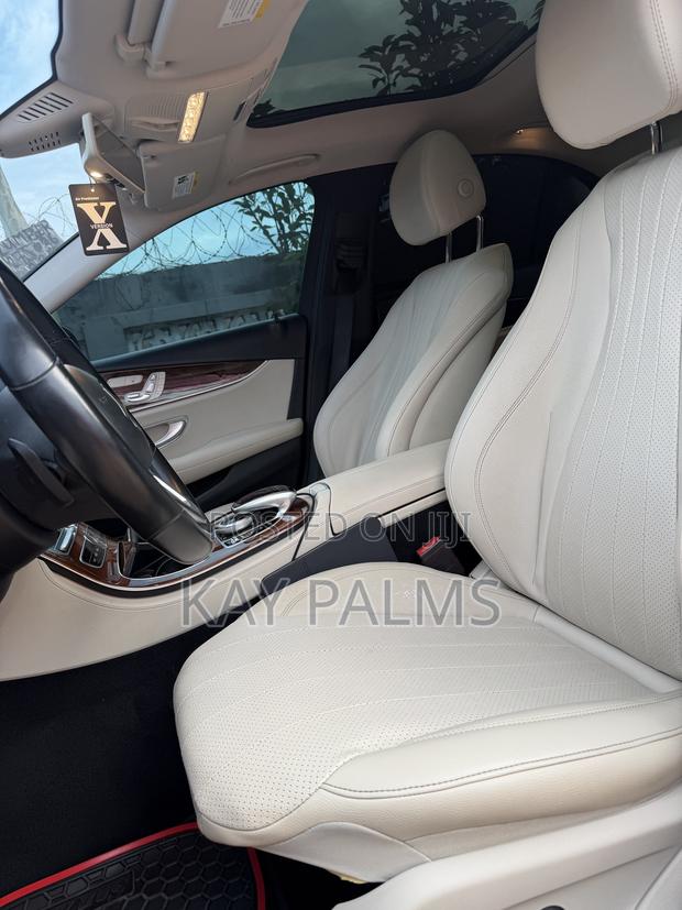 Mercedes-Benz E300 2019 Black