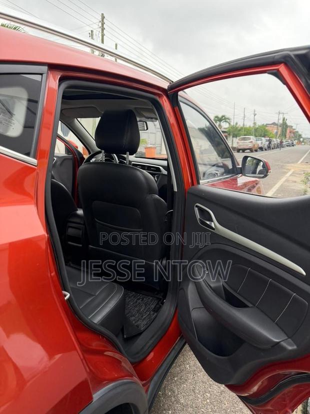 MG ZS 2018 Red