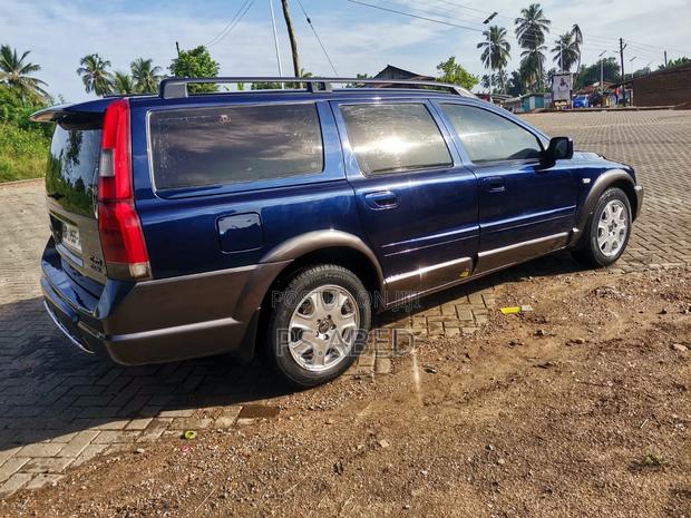 Volvo XC70 2.5T A AWD 2004 Blue