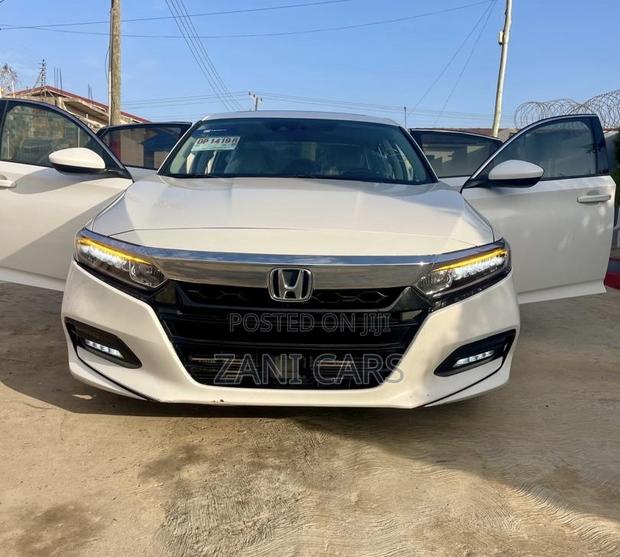 Honda Accord EX 2018 White
