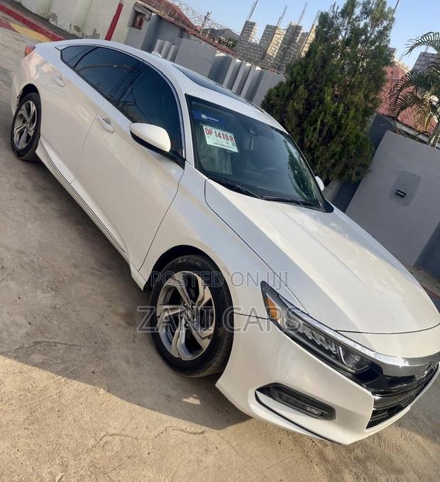 Honda Accord EX 2018 White