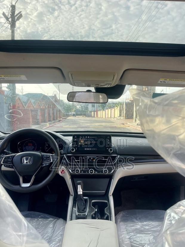 Honda Accord EX 2018 White