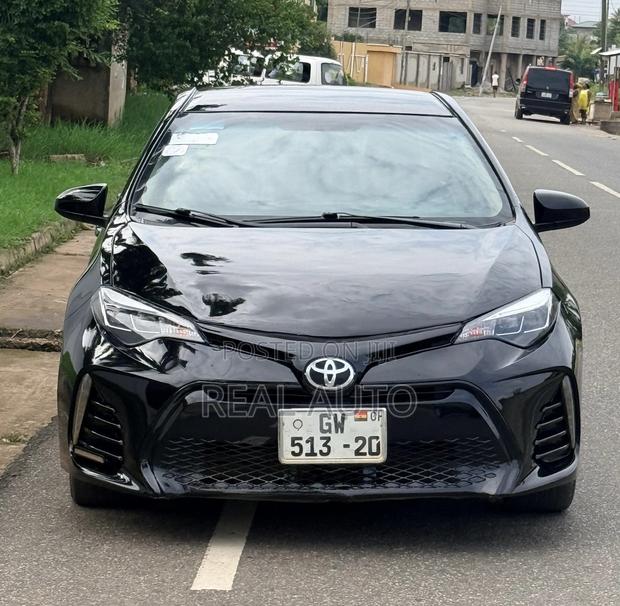 Toyota Corolla S Plus 4dr Sedan (1.8L 4cyl CVT) 2014 Black
