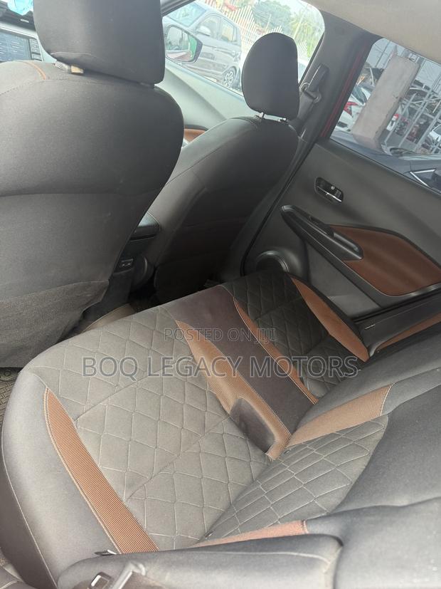 Nissan Kicks 2020 Red