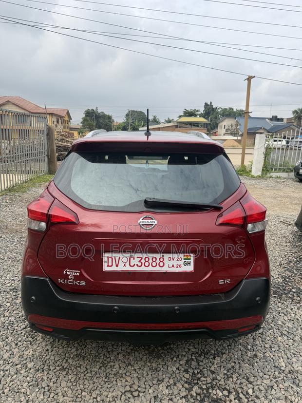 Nissan Kicks 2020 Red