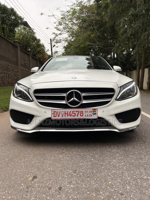 Mercedes-Benz C300 Base AWD 4Matic Sedan (2.0L 4cyl 7A) 2015 White