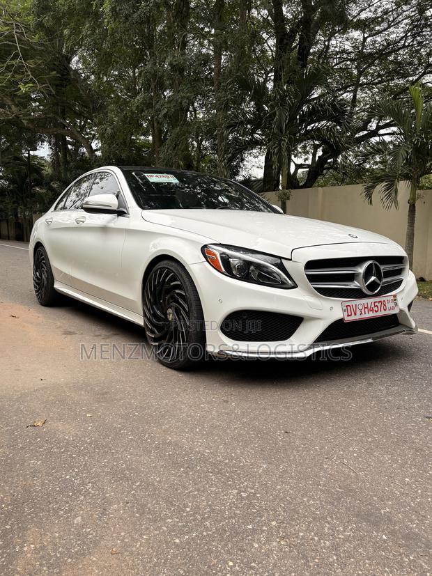Mercedes-Benz C300 Base AWD 4Matic Sedan (2.0L 4cyl 7A) 2015 White