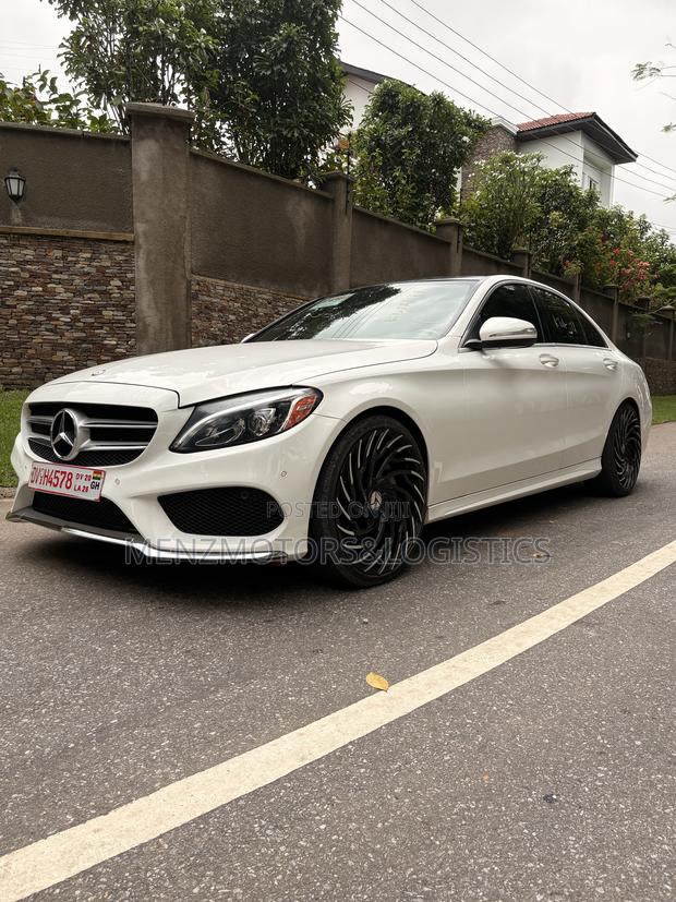 Mercedes-Benz C300 Base AWD 4Matic Sedan (2.0L 4cyl 7A) 2015 White