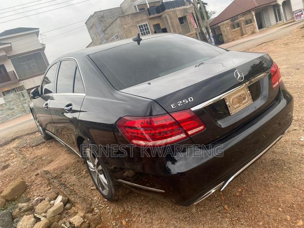 Mercedes-Benz E250 2015 Black