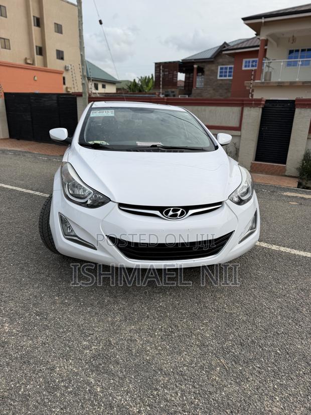 Hyundai Elantra Limited 4dr Sedan (1.8L 4cyl 6A) 2015 White