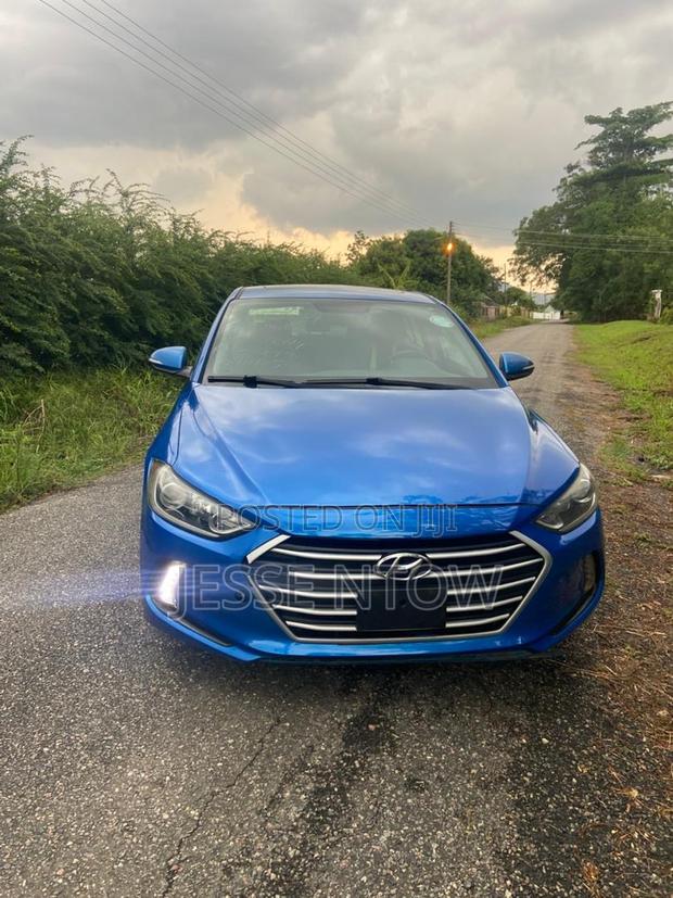 Hyundai Elantra 2017 Blue