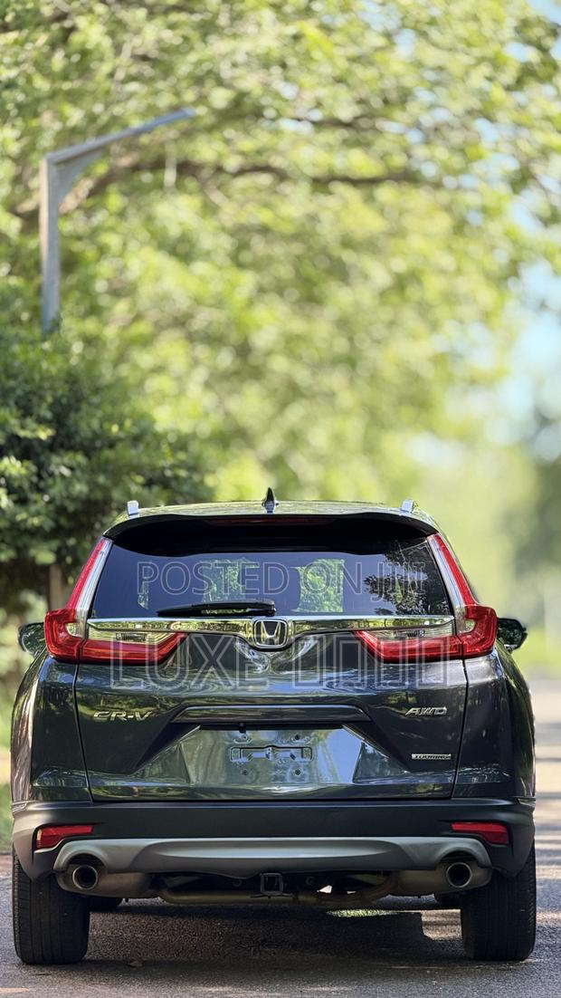 Honda CR-V Touring AWD 2019 Gray