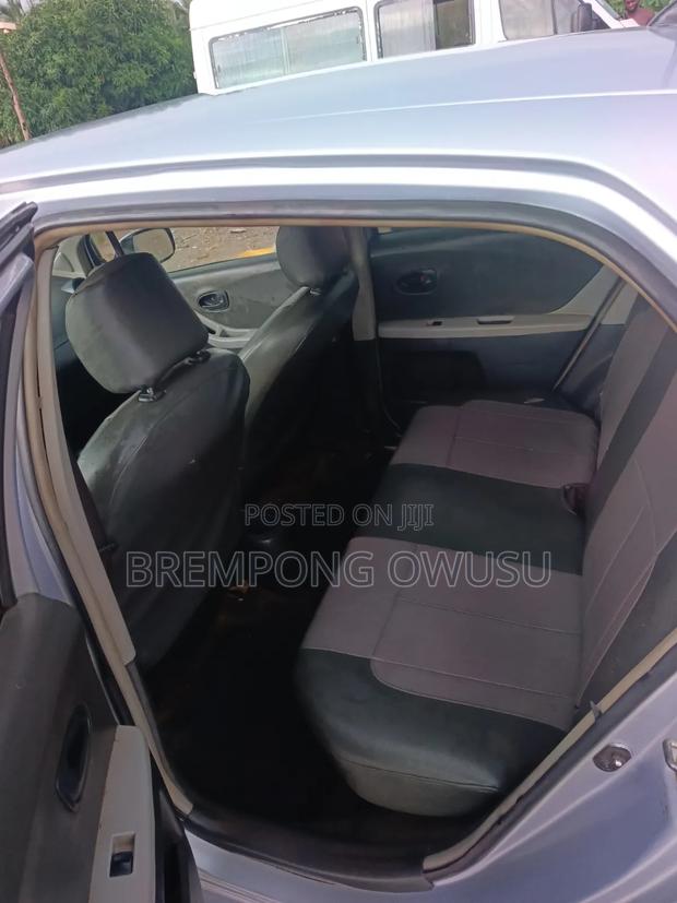 Toyota Vitz 2010 Silver