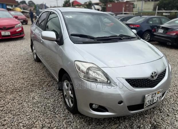 Toyota Yaris 2008 Silver