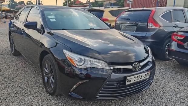 Toyota Camry 2016 Black