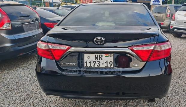 Toyota Camry 2016 Black