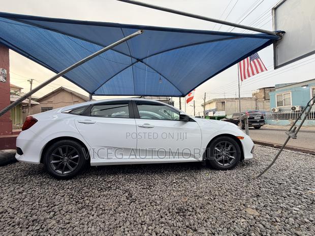 Honda Civic EX-L 2021 White