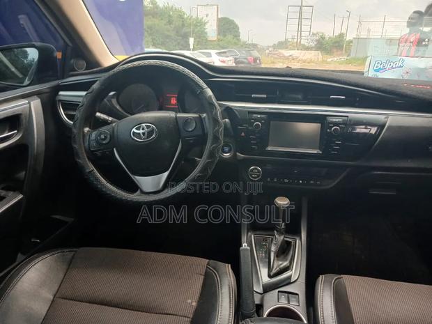 Toyota Corolla 2015 White