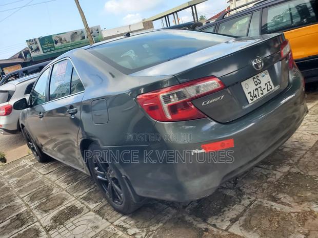 Toyota Camry L 4dr Sedan (2.5L 4cyl 6A) 2014 Beige