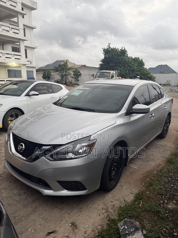 Nissan Sentra 2019 Gray