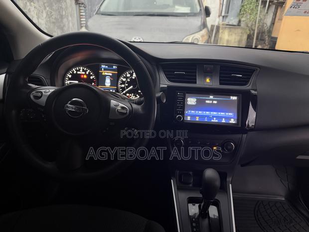Nissan Sentra 2019 Gray