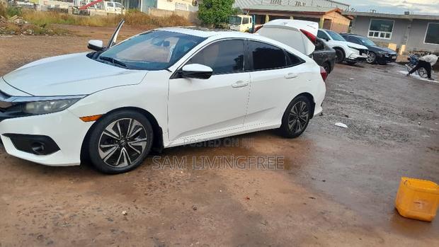 Honda Civic EX-L 4dr Sedan (1.5L 4cyl) 2017 White