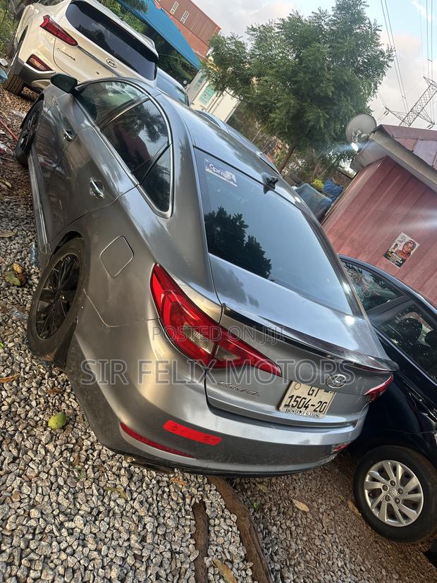 Hyundai Sonata SE 2016 Gray