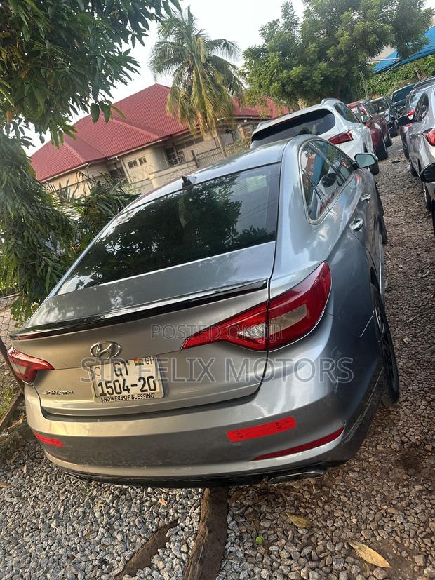 Hyundai Sonata SE 2016 Gray