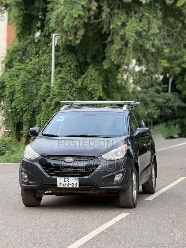 Hyundai Tucson GLS AWD 2012 Black