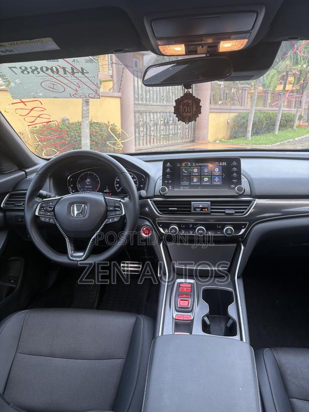 Honda Accord Sport (2.0L 4cyl Turbo 6M) 2019 Gray