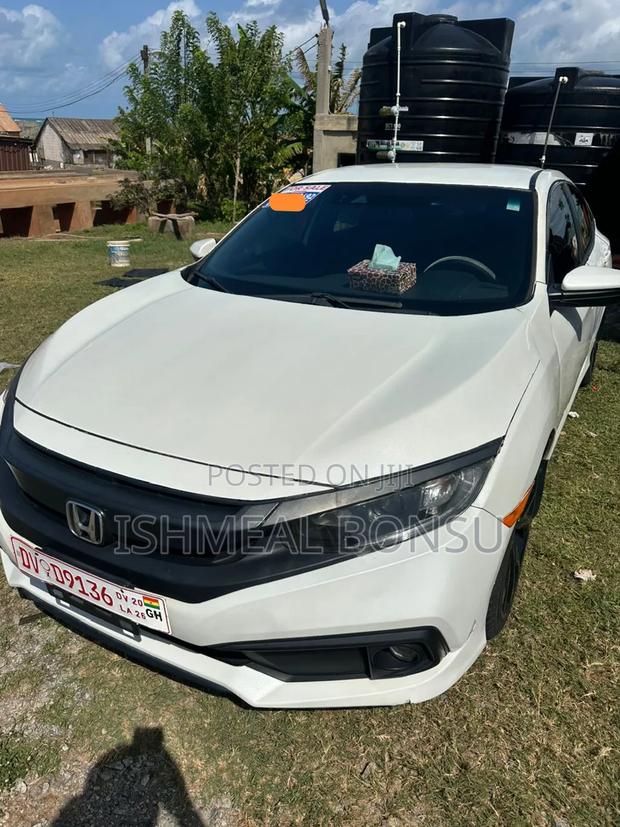 Honda Civic 2019 White