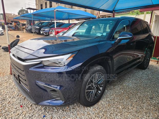 New Lexus TX 2025