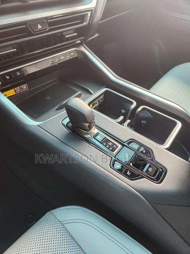New Lexus TX 2025