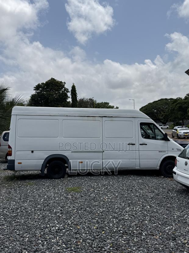 Mercedes-Benz Sprinter 2007 White
