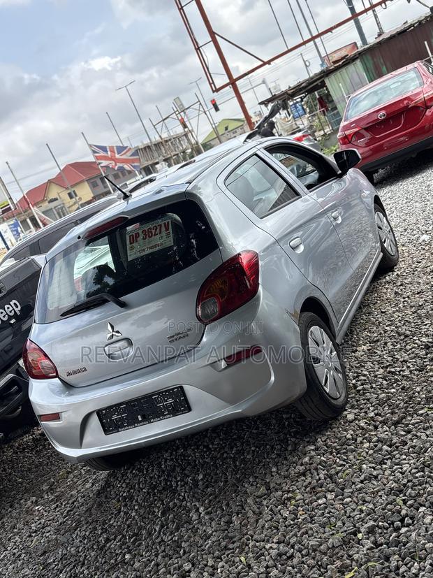 Mitsubishi Mirage 2019 Silver