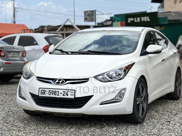 Hyundai Elantra 2016 White