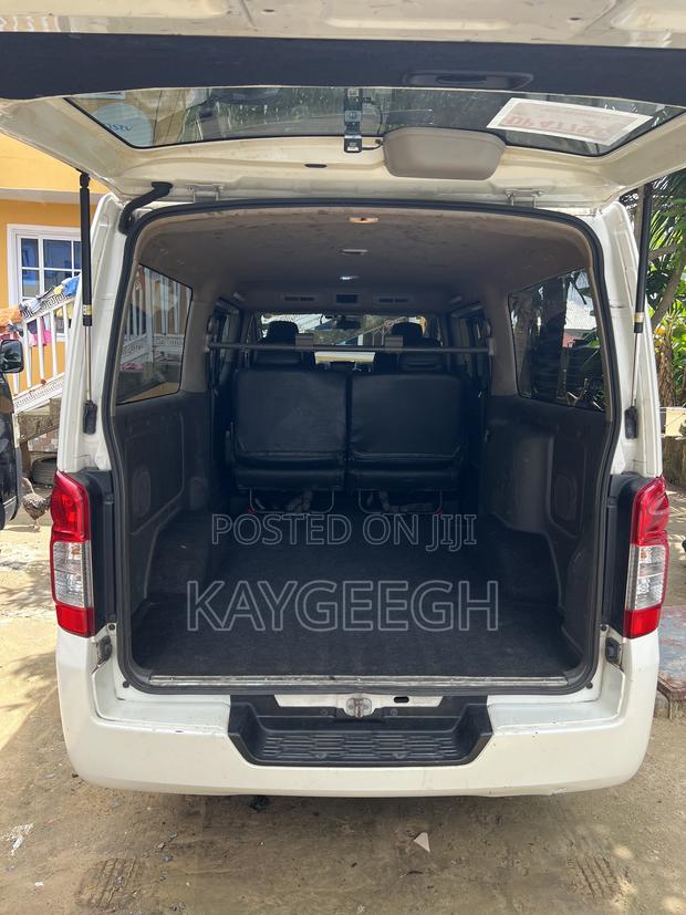 Nissan Caravan 2015 White