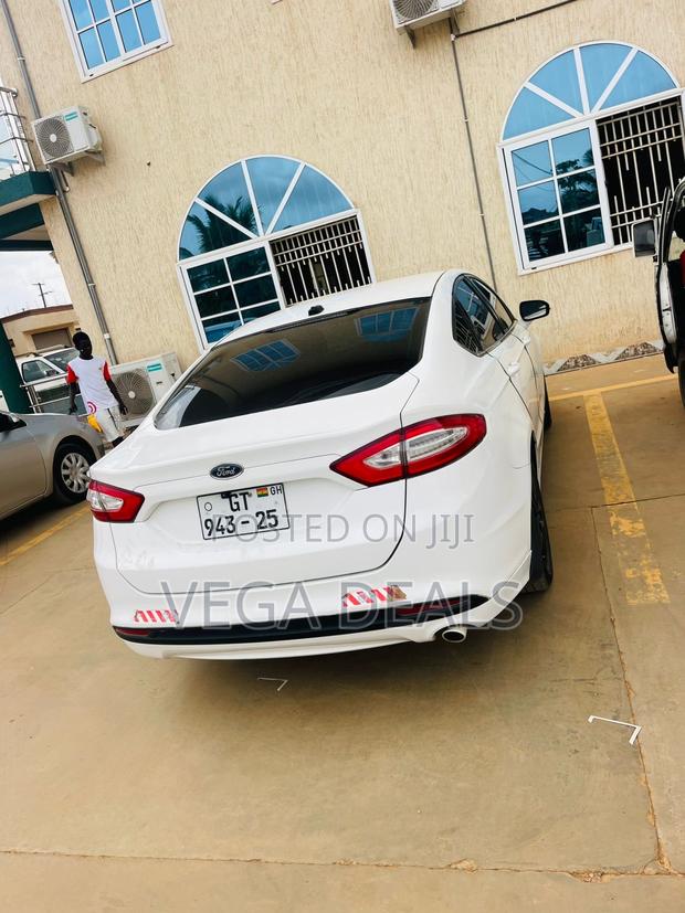 Ford Fusion 2014 White